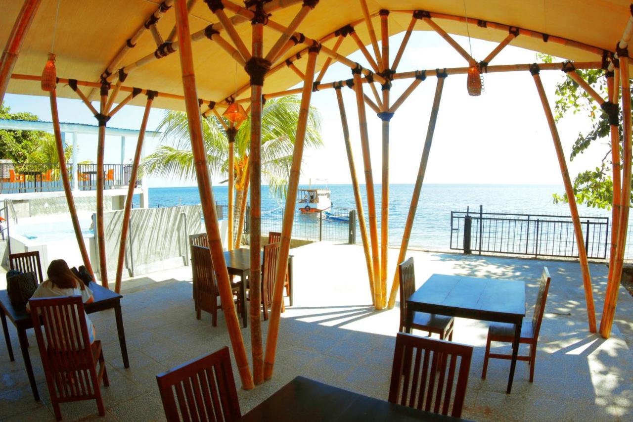 Fx72 Beach Resort Maumere Exterior photo